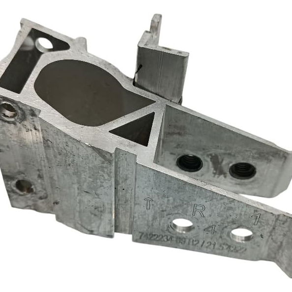 Suporte Radiador Direito Bmw 320 2021