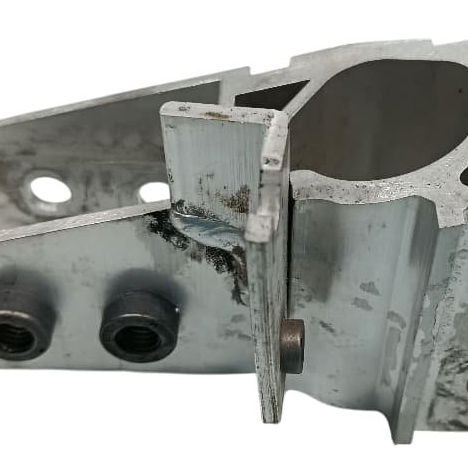 Suporte Radiador Direito Bmw 320 2021