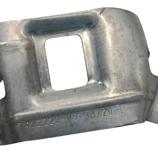 Suporte Esquerdo Parachoque Bmw 320 2021