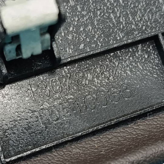 Acabamento Traseiro Esquerdo Land Rover Range Rover Preto