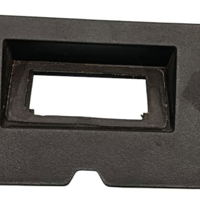 Moldura Camera Ré Chevrolet Tracker 2023