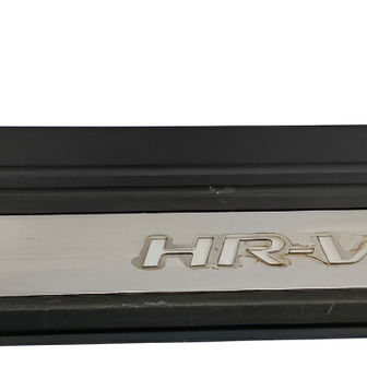 Soleira Porta Dianteira Esquerda Honda Hrv 2020 Prateado