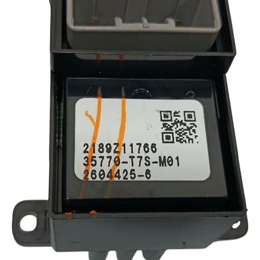 Botão Vidro Traseiro Direito Honda Hrv 2020