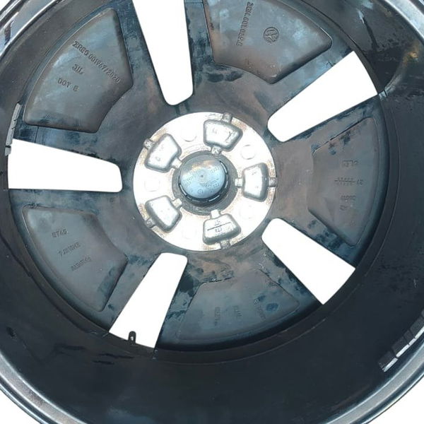 Roda Liga Leve Aro 18 Volkswagen Taos Highline 2024 Prateado