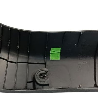 Acabamento Esquerdo Tampa Tras. Honda Hrv Touring 1.5 2020