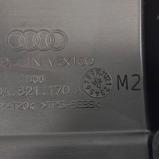 Acabamento Interno Paralama Direito Audi Q5 2020 Preto