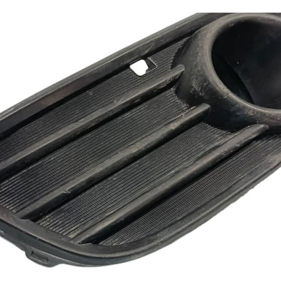 Moldura Farol Milha Esquerdo Honda Hrv 1.5 2020 Preto Esquerdo