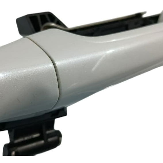 Maçaneta Externa Traseira Esquerda Toyota Sw4 Gr 2024 Branco Traseira