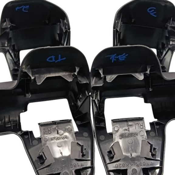 Kit Acabamentos Trilho Banco Traseiro Toyota Sw4 Gr 2024 Preto