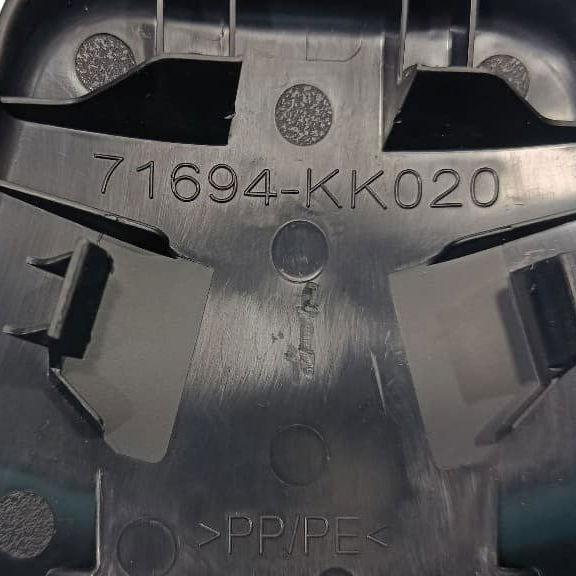 Kit Acabamentos Trilho Banco Traseiro Toyota Sw4 Gr 2024 Preto