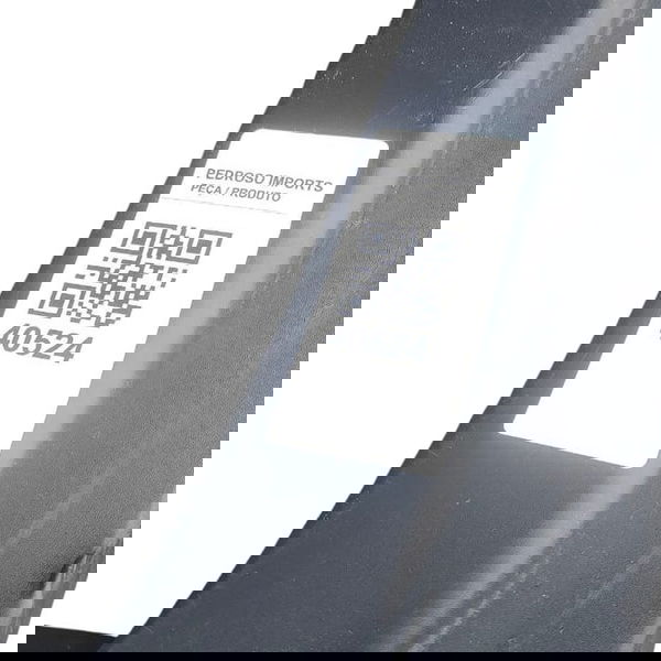 Spoiler Lado Direito Range Rover Defender 2020 (detalhe) Preto