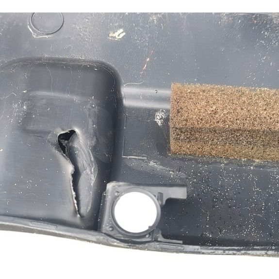 Spoiler Lado Direito Range Rover Defender 2020 (detalhe) Preto