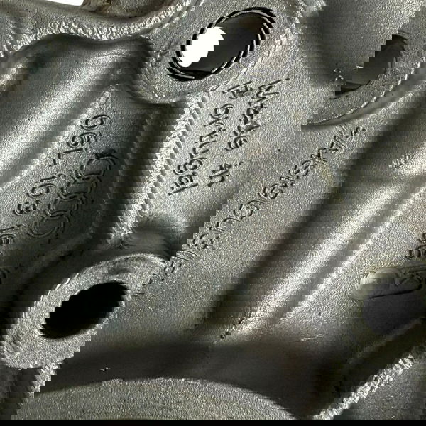 Mancal Comando Cabeçote Audi Q5 2.0 2023 Cinza