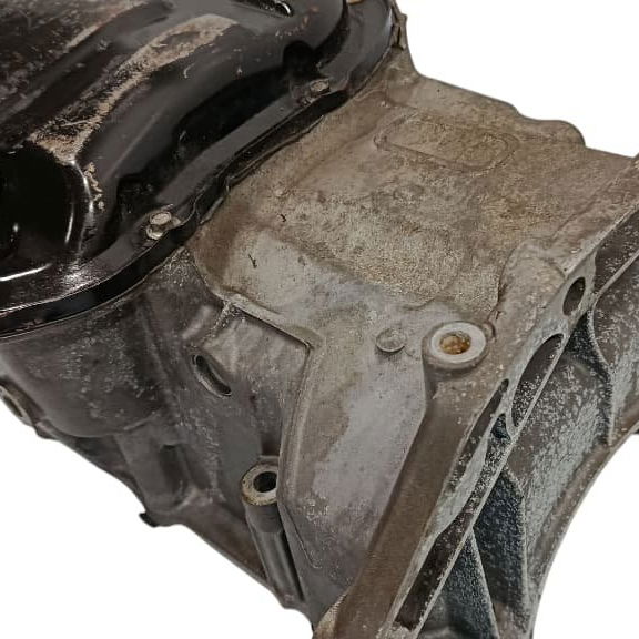 Sobrecarter Com Tampa Nissan March 1.6 16v 2016