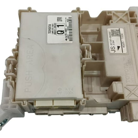 Caixa Fusiveis Toyota Sw4 Gr 2024