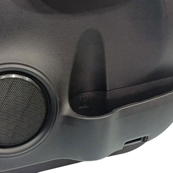 Forro Porta Traseiro Direito Toyota Sw4 Gr 2024