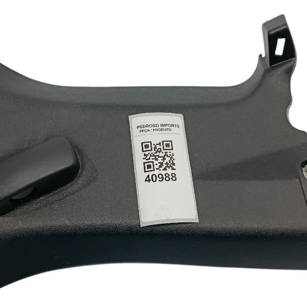 Acabamento Coluna Traseira Esquerda Toyota Sw4 Gr 2024