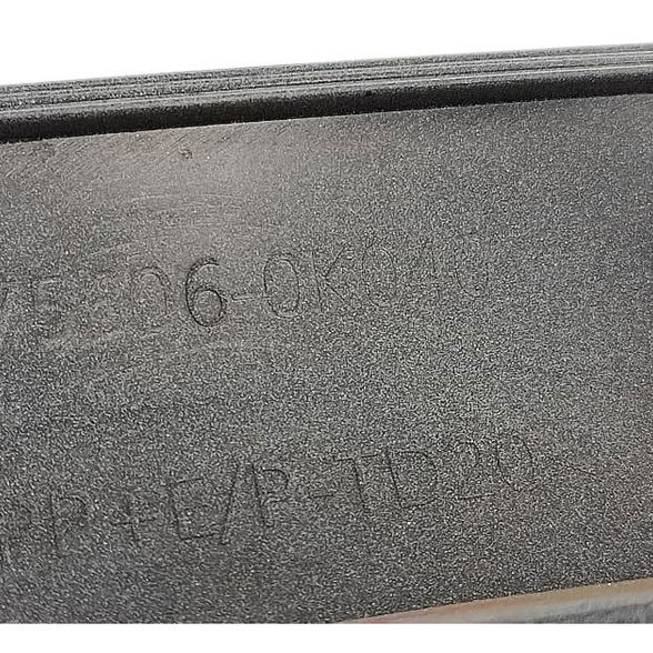 Moldura Friso Paralama Traseiro Esquerdo Toyota Sw4 Gr 2024 Branco