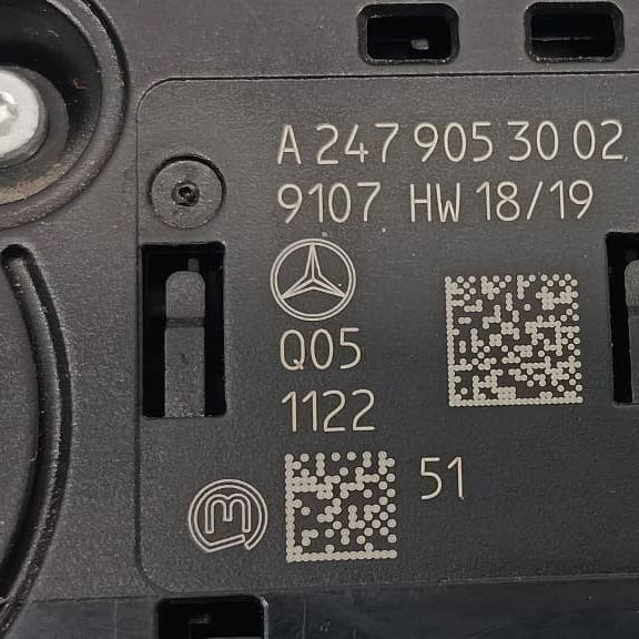 Interruptor Luz Freio Estacionamento Mercedes Glb 200 1.3 21