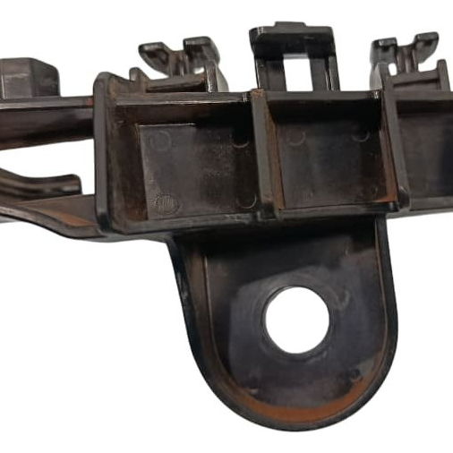 Suporte Guia Parachoque Direito Toyota Sw4 Gr 2024