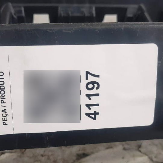 Grade Inferior Audi Q3 2019 (detalhe) Preto Fosco