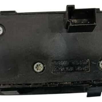 Botão Fechadura Porta Malas/travamento Mercedes Glb 200 2021