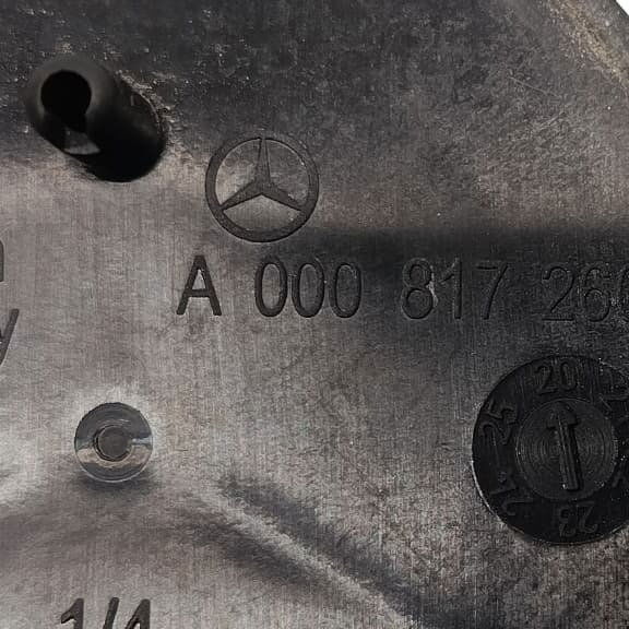 Emblema Capo Dianteiro Mercedes Glb 200 2021 Preto