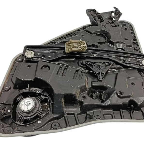 Máquina Vidro C/alto Falante Tras. Dir. Mercedes Glb200 2021