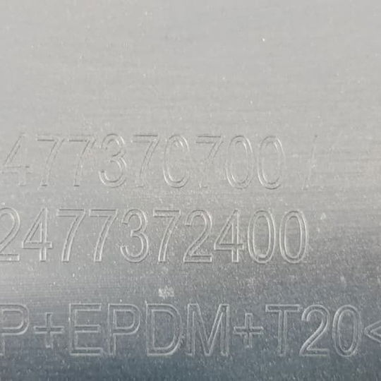 Borrachão Porta Traseira Direita Mercedes Glb 200 2021 Preto