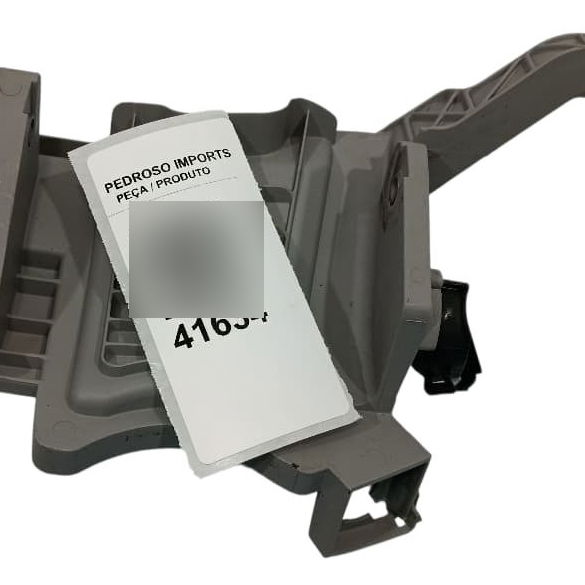 Suporte Esquerdo Mangueira Freio Mercedes Glb 200 1.3 2021 Preto