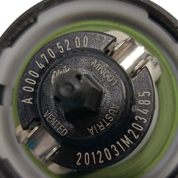 Tampa Fechadura Tanque Combustivel Mercedes Glb 200 1.3 2021