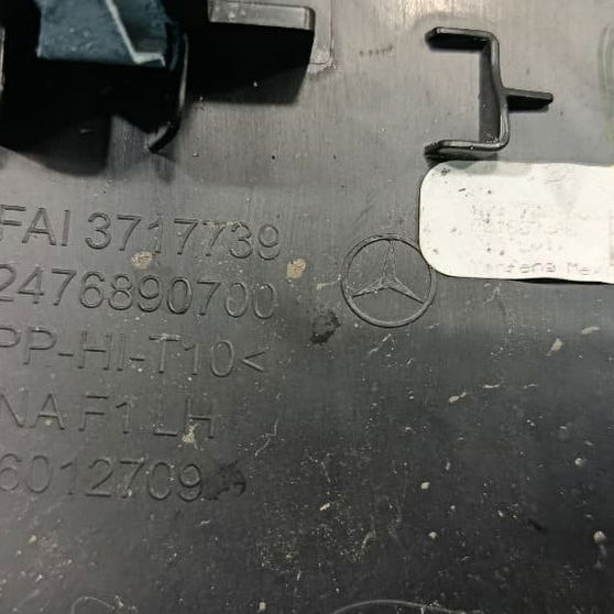 Acabamento Esquerdo Painel Mercedes Glb 200 1.3 2021 - Preto