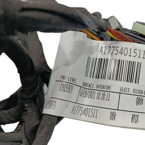 Chicote Parachoque Traseiro Mercedes Glb 200 1.3 2021