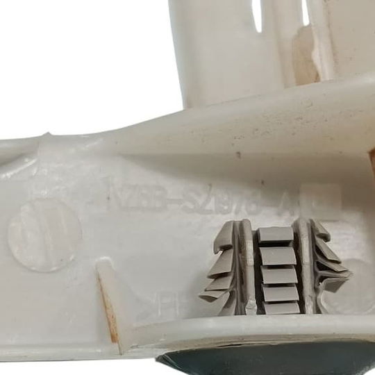 Guia Vidro Dianteira Direita Ford Maverick 2024 Branco