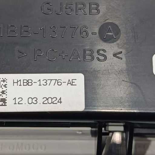 Luz Cortesia Central Ford Maverick 2024