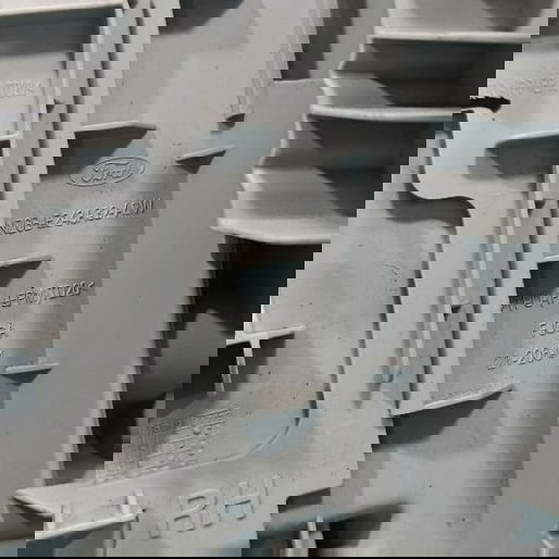 Acabamento Cinto Coluna Direita Ford Maverick 2024 - Bege