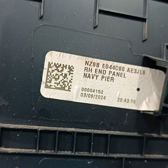 Acabamento Lateral Painel Ford Maverick 2024 - Preto - Animal Print