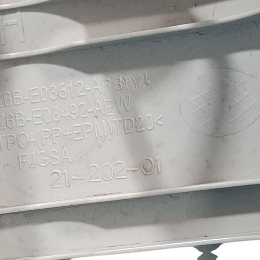 Acabamento Coluna Parabrisa Direito Ford Maverick 2024 Bege