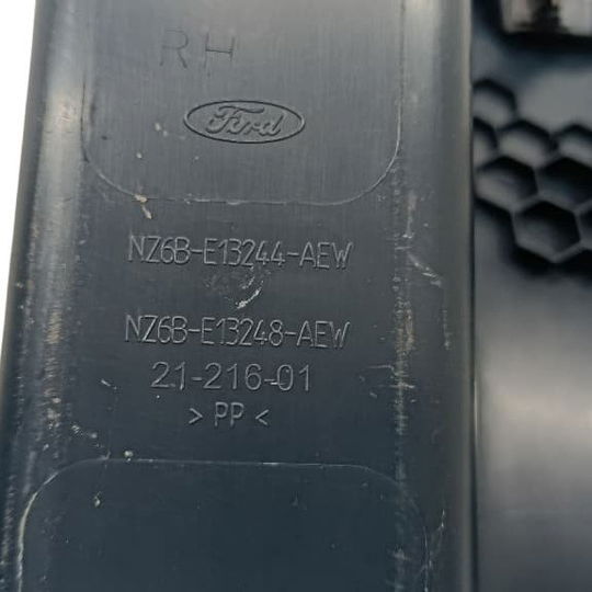 Acabamento Interno Direito Ford Maverick 2024 Preto