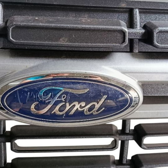 Grade Frontal Completa Com Detalhes Ford Maverick 2024 Preto Fosco