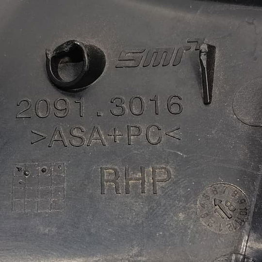 Acabamento Interno Retrovisor Direito Land Rover Evoque 2018 Preto