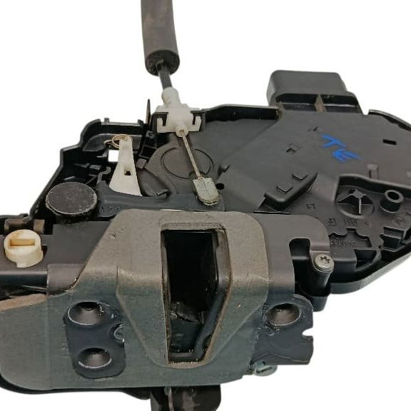 Fechadura Porta Traseira Esquerda Land Rover Evoque 2018