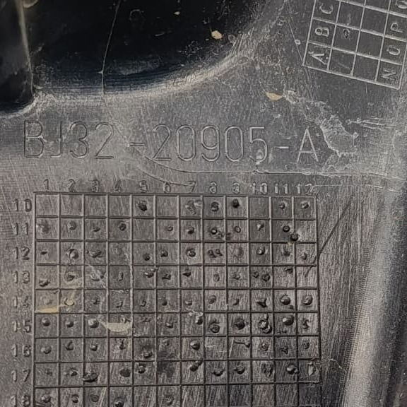 Moldura Interna Porta Dianteira Esq. Land Rover Evoque 2018 Preto