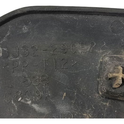 Aplique Paralama Traseiro Direito Land Rover Evoque 2018 - Preto