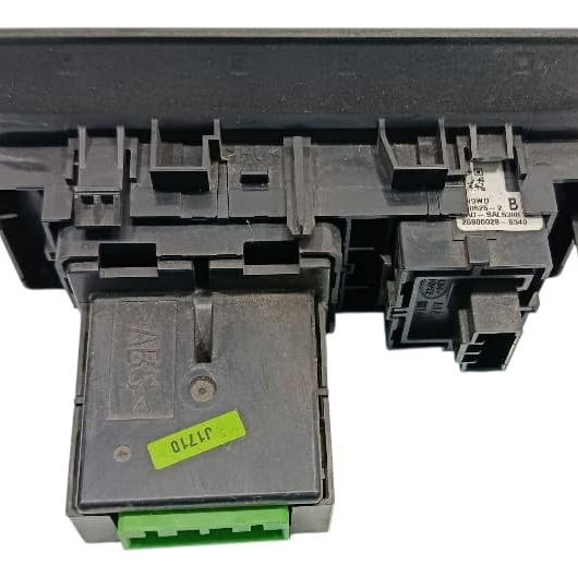 Botão Abertura Tampa Tras /regulagem Luz Painel Evoque 2018 Preto