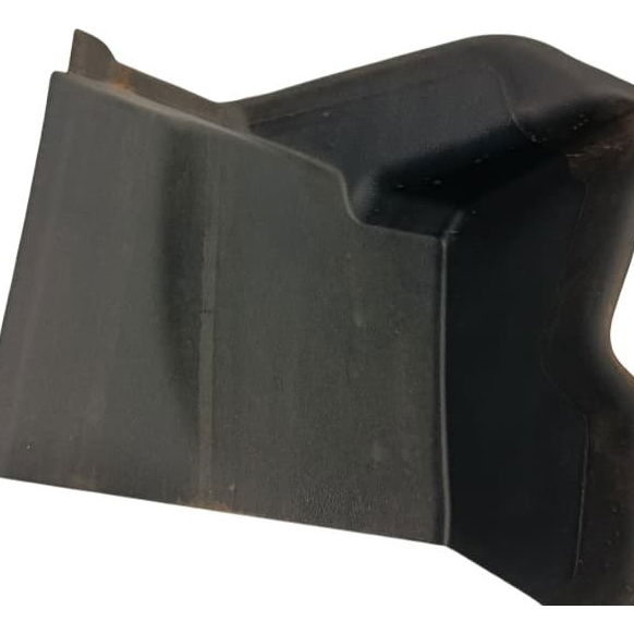 Acabamento Lanterna Direita Byd Song Plus 2023 A 2025 Direito/passageiro Preto