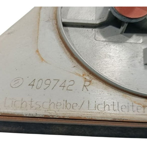 Lanterna Tampa Traseira Direita Bmw X3 2008 - Direito/passageiro - Vermelho