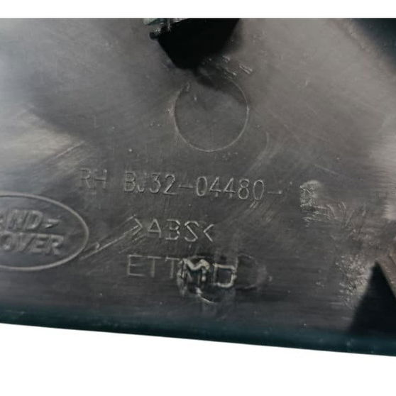 Acabamento Lateral Direito Painel Land Rover Evoque 2018 Preto