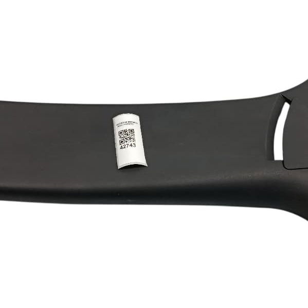 Acabamento Inferior Coluna C Esquerdo Land Rover Evoque 2018 Preto