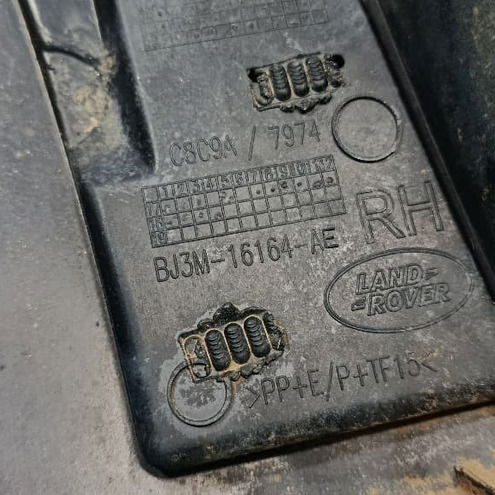 Moldura Inferior Paralama Direito Land Rover Evoque 2018